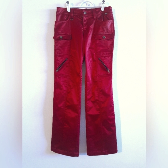 GUESS JEANS silky, stretchy cargo pants with multiple pockets - Picture 1 of 9